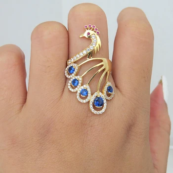 Katı 14K Sarı Altın Doğal Mavi Safir Yakut Moissanite Nişan Yüzüğü Kadınlar İçin