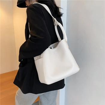El Çantaları Kadın Moda Beyaz basit omuz çantası Vintage Kova Çanta Kadın Deri Crossbody Çanta Kızlar Tote Ana Kesesi Yeni