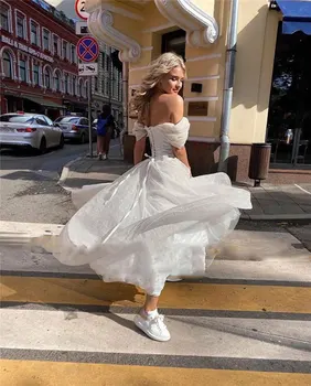 Glitter Bir Çizgi Kısa düğün elbisesi Kapalı Omuz Kollu Ayak Bileği Uzunluğu Korse / Lace Up Geri Gelin Ülke gelinlikler Vestidos
