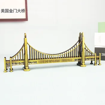San Francisco'daki Golden Gate Köprüsü'nün sıcak satış bina modeli, Amerikan turistik hediyelik eşya olarak metal el sanatları ile dekore edilmiştir