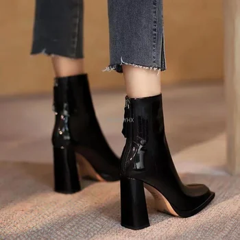 Süper Yüksek Topuklu Kadın yarım çizmeler 2022 Sonbahar Kış Yeni Kare Ayak Patent Deri El Yapımı Zip kısa çizmeler Kadın Zapatos