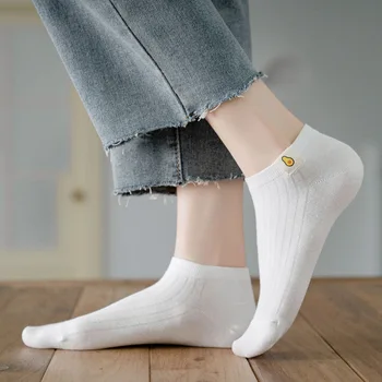 5 Pairs Yaz Kawaii Beyaz Kadın Çorap Kore Versiyonu Sığ Ağız Karikatür spor çorapları Dört Mevsim Sevimli Kısa Tüp Çorap