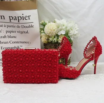 Kırmızı İnci Çiçek Düğün Ayakkabı Eşleşen Çanta İle Yüksek Topuklu Sivri Burun Ayak Bileği Kayışı Bayanlar Parti ayakkabı ve çanta seti
