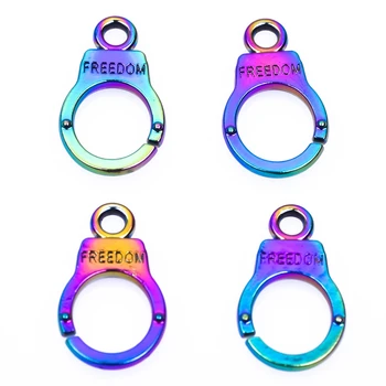 10 adet/grup Serin Yakışıklı Kelepçe Cezaevi Polis Mahkum Özgürlük Mektubu Metal Takılar Gökkuşağı Renk Kolye Takı Yapımı İçin