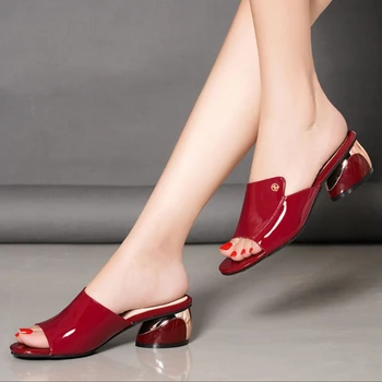 Kadın Açık Terlik Yeni Orta Topuk Tıknaz Topuk Ayakkabı Yumuşak Deri Sandalet Şık Peep Rahat Ayak Büyük Boy kadın ayakkabısı 3