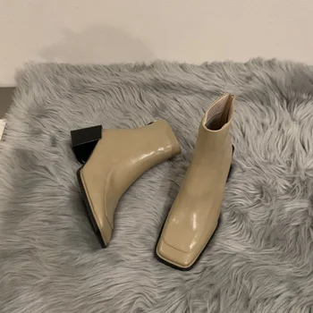 2022 YENİ Marka Kadın Sonbahar Kış sıcak Çizmeler Seksi Yüksek Topuklu Platformu Siyah Kahverengi fermuar ayakkabı Kadın yarım çizmeler Büyük Boy 35-39