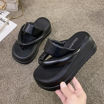 Yeni Yaz Deri Terlik kadın Dış Tıknaz Sandalet 2022 Moda 7.5 CM Takozlar platform ayakkabılar Kadın Flats Plaj Flip Flop 2