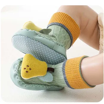 Bebek Yürümeye Başlayan Kapalı Çorap Yenidoğan Prewalker Çocuklar pamuklu ayakkabılar Kış Kalınlaşmak Pamuk Kauçuk Taban Karikatür Çorap 0