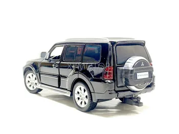 1: 32 JKM Mitsubishi PAJERO SUV V97 pres döküm model araç Oyuncaklar Çocuk Erkek Kız Hediyeler Siyah / Gümüş / Beyaz Metal, Plastik, Kauçuk
