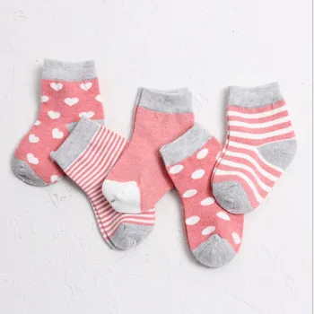 5 Pairs Bebek Çorap Yumuşak Nefes Saf Karikatür Yenidoğan Bebek Çorap 0-1-3-6Y çocuk Yürümeye Başlayan Çorap Çocuklar İçin Erkek Kız
