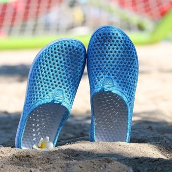 Kadın Terlik Sandalet Flats Ayakkabı Moda Hollow Out Nefes Ayakkabı Bayanlar plaj sandaletleri Rahat Açık Su Geçirmez Terlik