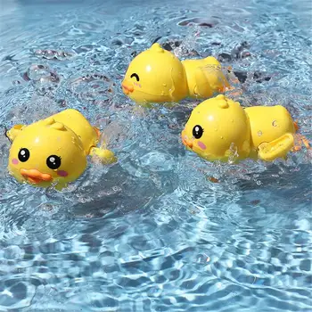 Summer2021 Banyo Banyo Duş Bebek Clockwork Yüzme Çocuk Oyun Su Sevimli Küçük Sarı Ördek Banyo Küvet çocuk için oyuncak 1