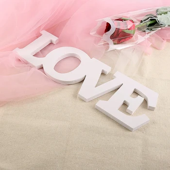1 adet AŞK/GÜLMEK/canlı Ahşap Harfler Düğün Işareti Tatlı Kalp masa süsü Romantik Evlilik Parti Dekoratif Aksesuarları Yeni 0