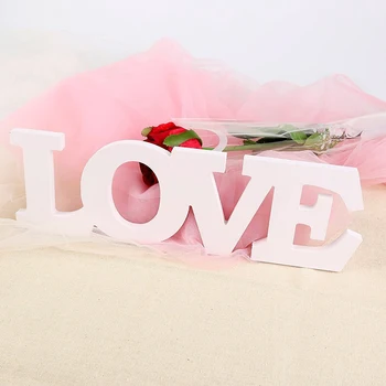 1 adet AŞK/GÜLMEK/canlı Ahşap Harfler Düğün Işareti Tatlı Kalp masa süsü Romantik Evlilik Parti Dekoratif Aksesuarları Yeni 4
