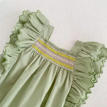 2022 Yaz out işlemeli elbise bebek üçgen emekleme giysileri Uçan kollu Avokado yeşil romper Bebek yaz bebek giysileri 4