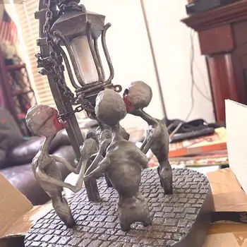 Yaratıcı Kanlı Lamba Dört Kafatası Heykeli Yenilik Korku zombi zincir ışık sanat Figürleri Yeni Gece Lambası Cadılar Bayramı Ev Dekor 5