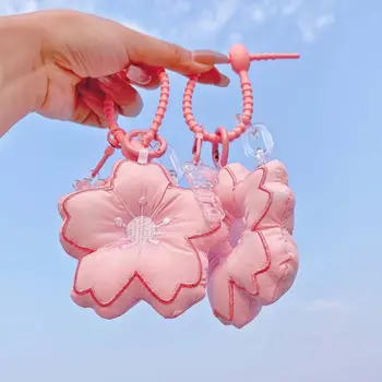 1 ADET Kumaş Sakura Anahtarlık Çiçek Anahtarlık Kadınlar için Çift Sırt Çantası Kolye Araba Charm Anahtar Zincirleri Hediyeler 5