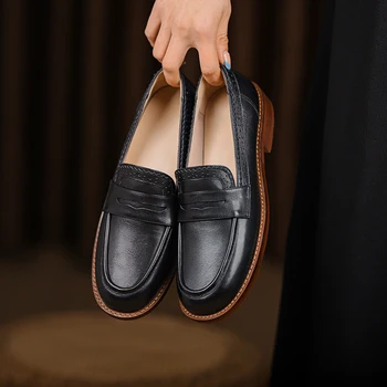 Yeni 2022 Hakiki Deri Kadın Ayakkabı Retro Yuvarlak Ayak Oyma Brogues Kalın Topuk Slip-On loafer ayakkabılar Kadınlar için Zapatos De Mujer 4