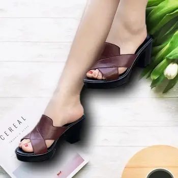 Sandalet Kadın 2022 Lüks Marka Yaz Yeni Stil Tıknaz topuk Sandalet Seksi Topuklu kadın ayakkabısı Yeşil Sandalet Kadınlar için Yeşil