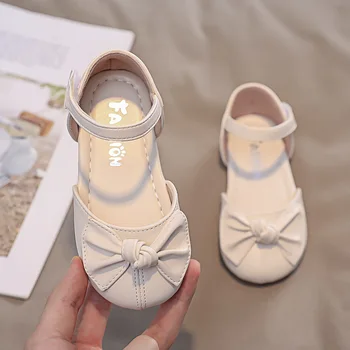 Prenses Zarif Düz Sandalet Yaz Bebek Kız Ayakkabı Çocuk Moda Yay Çocuk deri ayakkabı 2021 2 3 4 5 6 7 8 9 10 Bir Yaşında