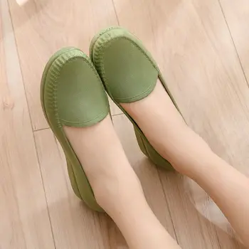 Yeni Moda Tüm Maç Bezelye Ayakkabı Kadın kaymaz Su Geçirmez Kore Tembel Ayakkabı Plastik Yumuşak Taban iş ayakkabısı Zapatos De Mujer 2021 0
