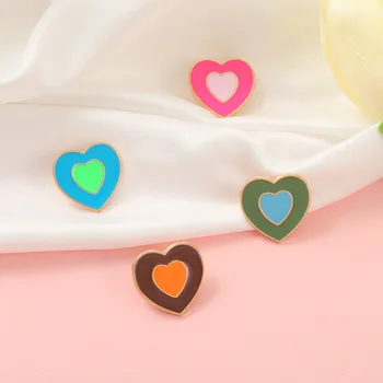 Şeftali Kalp Takı Pimleri Yaratıcı Mizaç Tatlı Renk Aşk Şekli Sırt Çantası Giyim Aksesuarları mineli yaka iğnesi Broş