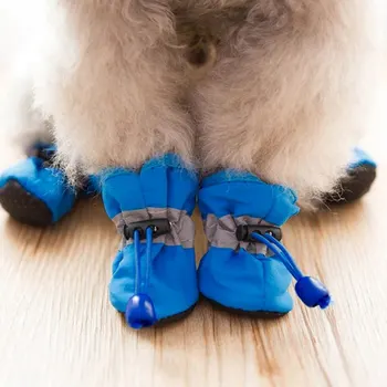 4 adet / takım Su Geçirmez Kış Pet Köpek Ayakkabı kaymaz Yağmur Kar Botları Ayakkabı Kalın Sıcak Küçük Kediler Yavru Köpekler Çorap Patik