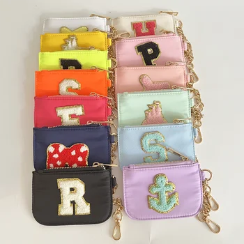 Yeni Varış 12 Renkler Renkli Mini Sevimli Seyahat bozuk para kesesi Taşınabilir Kadın Naylon Para kart çantası Anahtarlık Çanta