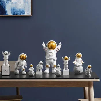Ev Dekor Mini Astronot Reçine Takılar Figürler Moda Spaceman Ay Masa Süslemeleri Ev Aksesuarları Yaratıcı Hediye