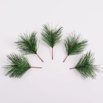 30 adet / grup Yapay bitki Yeşil Çam İğnesi Şube Noel ağacı dekorasyon El Sanatları DIY Çelenk Hediyeler Dekorasyon Sahte Bitkiler 2