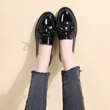 Kadın Flats ilkbahar yaz ayakkabı kadın sandalias2022 slaytlar ayakkabı tasarımcısı Loafer'lar Patent Deri Düşük Topuklu Oxford spor ayakkabı