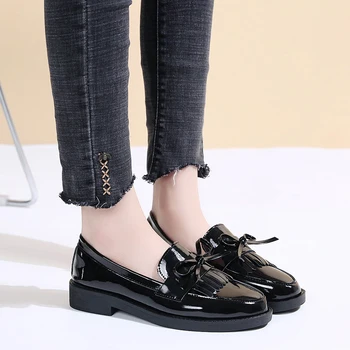 Kadın Flats ilkbahar yaz ayakkabı kadın sandalias2022 slaytlar ayakkabı tasarımcısı Loafer'lar Patent Deri Düşük Topuklu Oxford spor ayakkabı 2