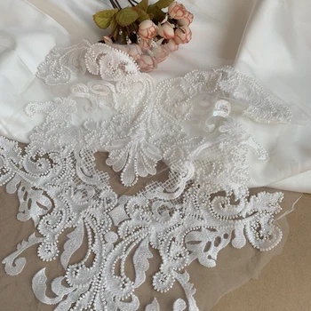 Avrupa Desen Porselen Beyaz Boncuk Nakış Merkezi Çiçek Dantel Çiçek Parça DIY düğün duvağı Aksesuarları Off-beyaz