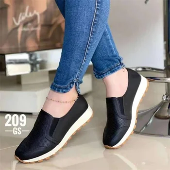 Kadın ayakkabısı Moda Slip-On Koşu vulkanize ayakkabı 2023 Trend Düz Renk Rahat Yetişkin Düz Nefes Kadın Zapatilla Mujer