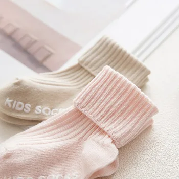 3 Pairs Bebek Erkek Çorap Düz Renk Çocuklar Bahar Sonbahar Pamuk Nefes Sıcak Tutmak Kat kaymaz Toddler Kız Çorap