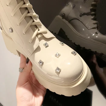 Kadınlar İçin ayakkabı 2022 Tasarımcı Lüks Platform Topuklu Beyaz Çizmeler Bling ayak bileği bağcığı Botları