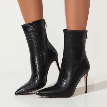 Gece kulübü ayakkabı büyük boy baskı mikrofiber seksi yarım çizmeler kadın yeni klasik tasarım sivri burun stiletto yüksek topuk parti ayakkabıları