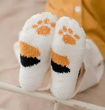 Sonbahar Kış Mercan Kadife Çorap Sevimli Kedi Pençe Çorap Kadın Çocuk Kız Orta Tüp Kalınlaşmış Uyku Çorap Ev Kat Çorap
