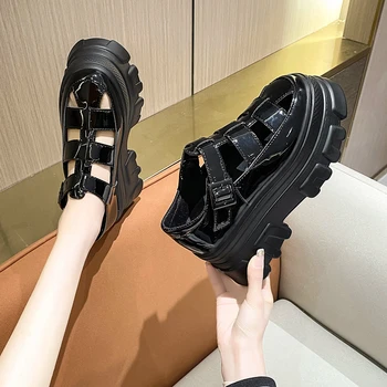2022 Yeni Yaz kadın Yuvarlak Ayak Platformu yüksek topuklu sandalet Kadın Moda Toka rahat ayakkabılar Rahat Sandalet 2