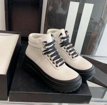 Tasarımcı Bayan Ayak Bileği kısa çizmeler Siyah Beyaz Gerçek Deri Lüks Yüksekliği Artan Lace Up Bootie Platformu Rahat Yüksek Top Ayakkabı