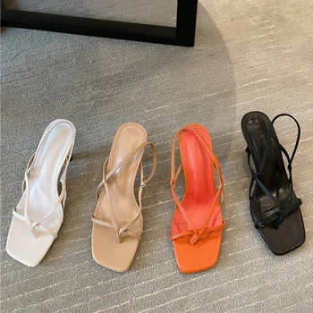 2021 Yaz Yeni Varış Kadın İnce Yüksek Topuklu Sandalet Tasarımcı Turuncu Beyaz Orta Topuklu Flip Flop Sandalet Kadın parti ayakkabıları