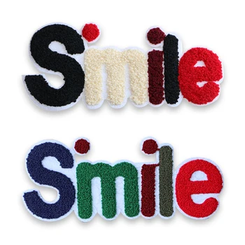 Gülümseme İngilizce Şönil Yamalar Giysi İçin Moda Alfabe Sticker DIY Ütü Havlu Mektup Nakış Aplike Dekoratif Ceket