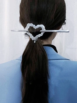 HUANZHI 2022 Yeni Minimalist Sıvı Kalp İçi Boş Saç Sopa Gümüş Renk Metal Kafa Bandı Kadınlar Kızlar İçin Parti Serin Aksesuarları