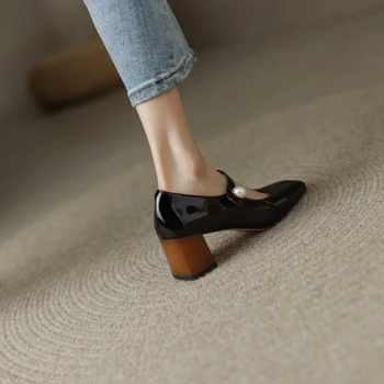 2022 Yeni İlkbahar / Sonbahar Ayakkabı Kadın Kare Ayak Tıknaz Topuk Mary Janes Katı Pompalar Bölünmüş Deri Kadın Ayakkabı Klasikleri siyah ayakkabı