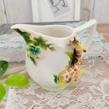 Porselen kahve fincanı karikatür zürafa fincan porselen yemek seti seramik süt kupası meyve suyu fincanı Avrupa ve Amerikan tarzı kabartmalı çiçek çayı bardak