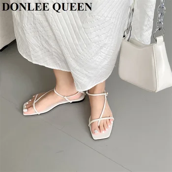 2022 Yaz Sandalet Kadın Düz Kare Ayak Moda Marka Dar Bant Sandalet Rahat Terlik Ayakkabı Vintage Burnu açık Sandalias Mujer 1