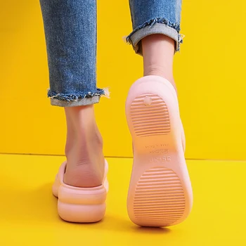 Vıp Linkler Platformu Flip Flop Kadın Klip Ayak Takozlar Topuklu Sandalet Kadın Yaz 2022 Işık Yumuşak Taban Terlik plaj ayakkabısı Kadın