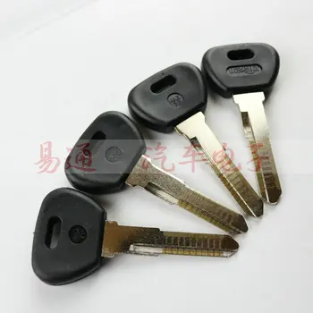 2 adet / grup MAZ24 Kazınmış Hat Anahtarı Mazda 3 haima İçin Boş Anahtar Değiştirme